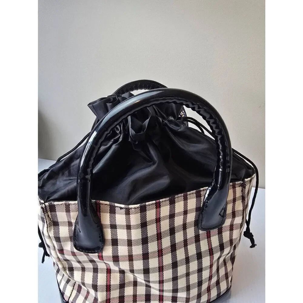 Insulated Lunch Tote - Picture 7 of 11